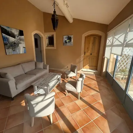 Grande Avec Piscine Et Vue Panoramique *